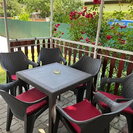 Francesco Apartmanhaz Daire Velence