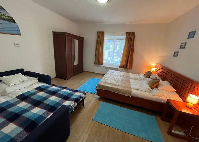 アパート Francesco Apartmanhaz ヴァレンツァ